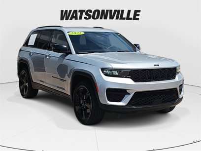 Used 2023 Jeep Grand Cherokee Altitude