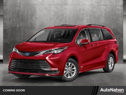 New 2025 Toyota Sienna LE