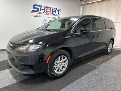New 2025 Chrysler Voyager LX