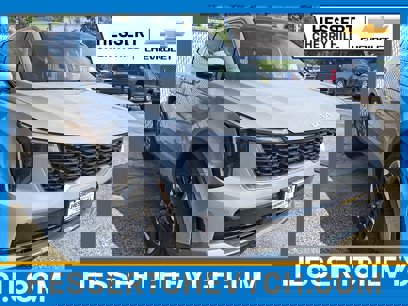 Used 2025 Kia Sorento S w/ Panoramic Sunroof Package