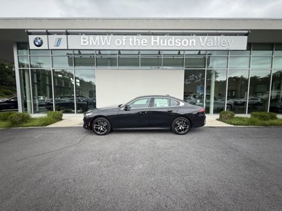 New 2026 BMW 530i xDrive w/ Premium Package
