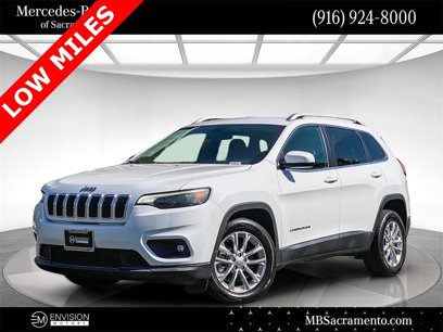 Used 2019 Jeep Cherokee Latitude w/ Popular Appearance Group