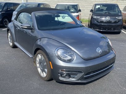 Used 2019 Volkswagen Beetle 2.0T SE w/ SE Premium Package