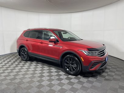 New 2024 Volkswagen Tiguan SE