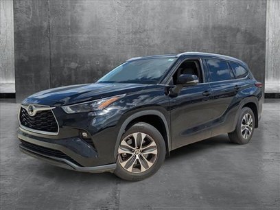 Used 2022 Toyota Highlander XLE