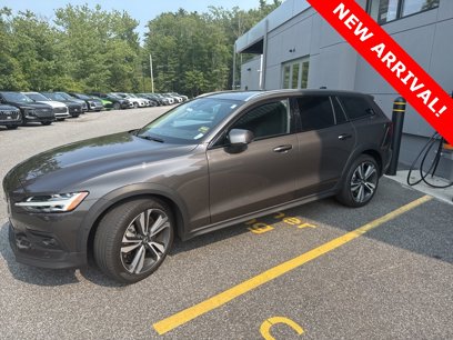 Used 2024 Volvo V60 B5 Cross Country Plus