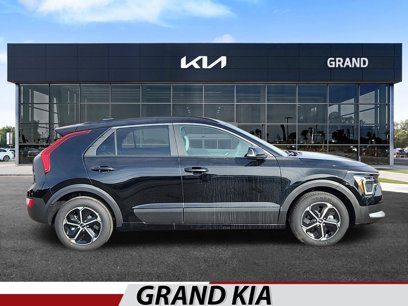 New 2024 Kia Niro EX