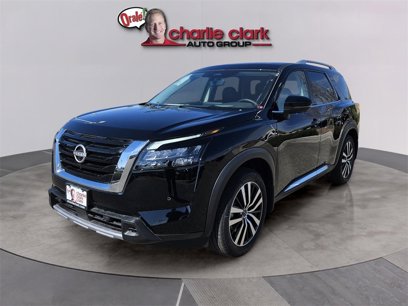New 2025 Nissan Pathfinder Platinum