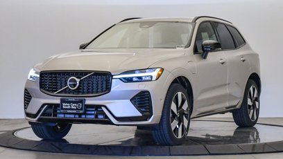 New 2025 Volvo XC60 T8 Ultra