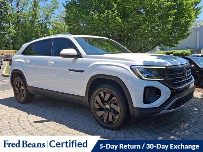 Certified 2024 Volkswagen Atlas Cross Sport SE w/ Panoramic Sunroof Package
