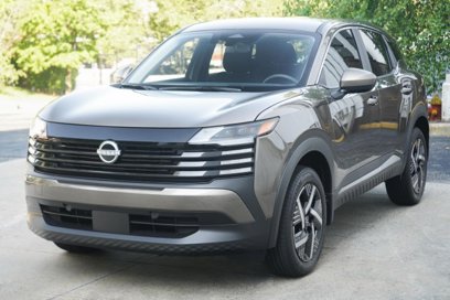 Used 2025 Nissan Kicks SV