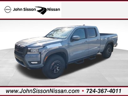 New 2025 Nissan Frontier PRO-4X w/ Black Accent Package