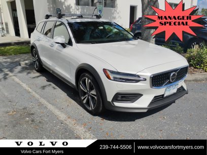 Used 2024 Volvo V60 B5 Cross Country Plus w/ Protection Package Premier