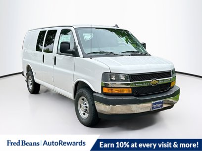 New 2025 Chevrolet Express 3500 w/ Chrome Appearance Package