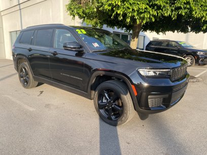 Used 2023 Jeep Grand Cherokee L Laredo