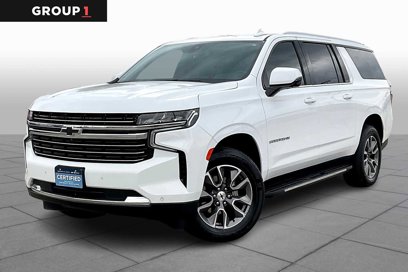 Used 2022 Chevrolet Suburban LT w/ Luxury Package
