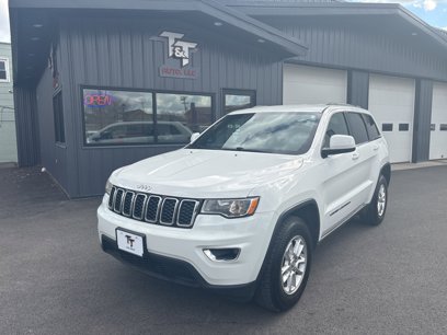 Used 2018 Jeep Grand Cherokee Laredo