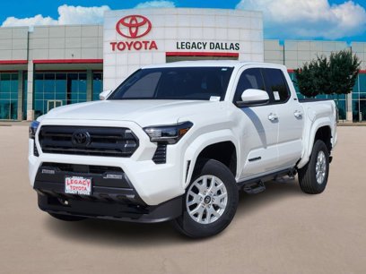 New 2025 Toyota Tacoma SR5