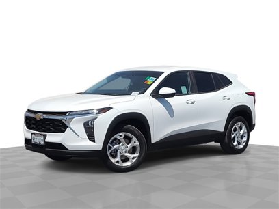 Used 2025 Chevrolet Trax LS w/ LS Convenience Package