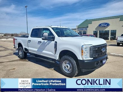 New 2025 Ford F250 XL w/ XL Off-Road Package