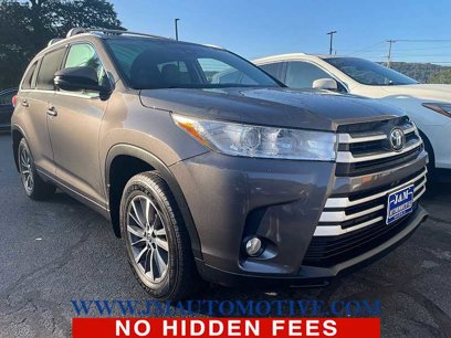 Used 2017 Toyota Highlander XLE