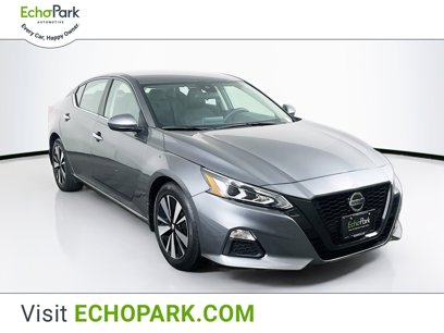 Used 2022 Nissan Altima 2.5 SV