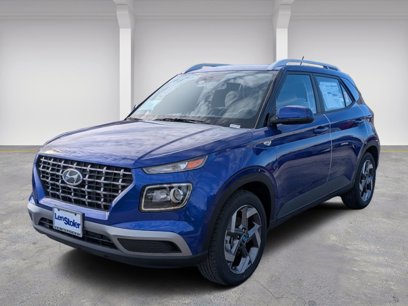 New 2025 Hyundai Venue SEL