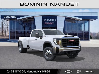 New 2025 GMC Sierra 3500 Pro w/ Convenience Package