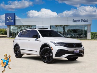 Used 2023 Volkswagen Tiguan SE R-Line