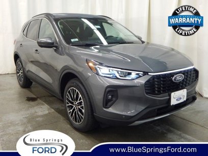 New 2025 Ford Escape SE w/ PHEV Premium Package