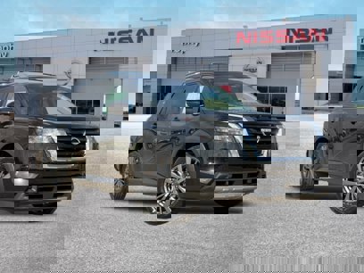 New 2025 Nissan Pathfinder SL