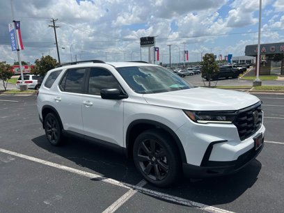 Certified 2025 Honda Pilot Sport