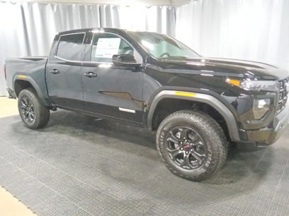 New 2025 GMC Canyon Elevation w/ Convenience Package