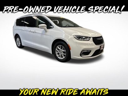 Used 2022 Chrysler Pacifica Touring-L