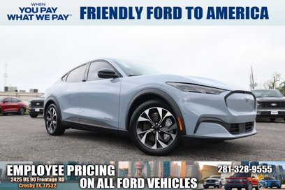 New 2024 Ford Mustang Mach-E Select w/ Comfort Package Lite