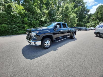 Certified 2025 Chevrolet Silverado 3500 LTZ w/ LTZ Plus Package
