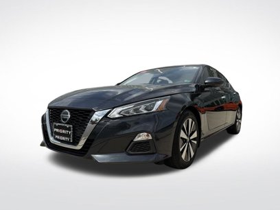 Certified 2022 Nissan Altima 2.5 SV w/ SV Premium Package