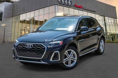 Used 2025 Audi Q5 e Premium Plus