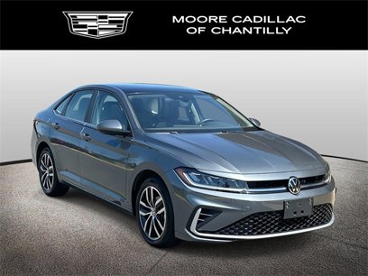 Used 2025 Volkswagen Jetta SE