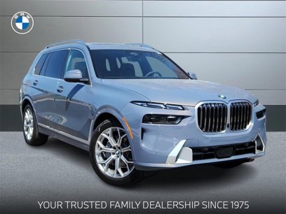 New 2025 BMW X7 xDrive40i w/ Premium Package