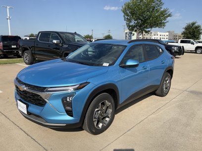 New 2025 Chevrolet Trax LT w/ Driver Confidence Package