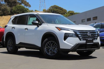 New 2025 Nissan Rogue S