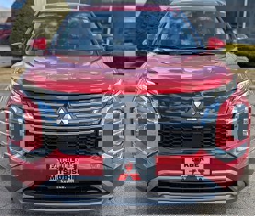 New 2025 Mitsubishi Outlander SE