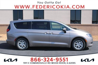 Used 2017 Chrysler Pacifica Touring