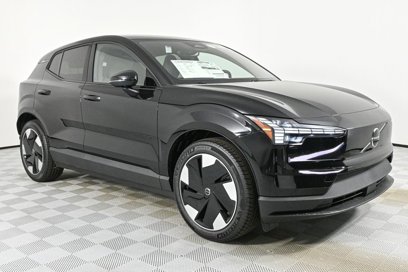 New 2025 Volvo EX30 Plus w/ Climate Package