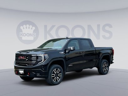 New 2025 GMC Sierra 1500 AT4 w/ Technology Package