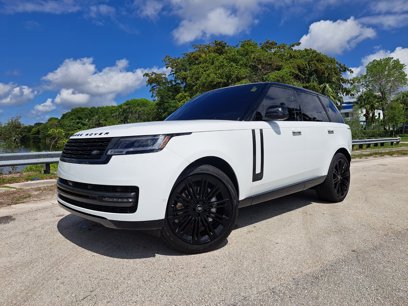 Used 2022 Land Rover Range Rover SE