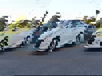Used 2012 Hyundai Sonata Hybrid w/ Ultimate Pkg