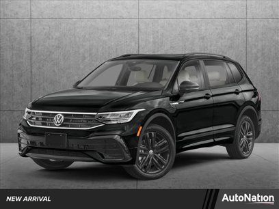 Used 2023 Volkswagen Tiguan SE R-Line