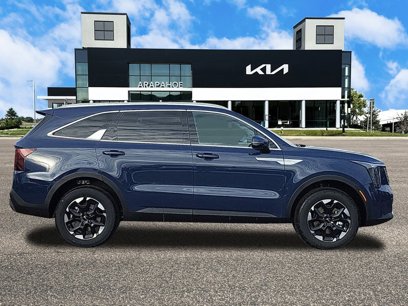 New 2025 Kia Sorento S w/ Panoramic Sunroof Package